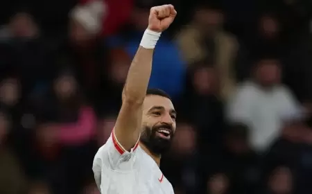 "سأذهب من أجل المال".. أسطورة إنجلترا يكشف ما قاله صلاح عن مستقبله