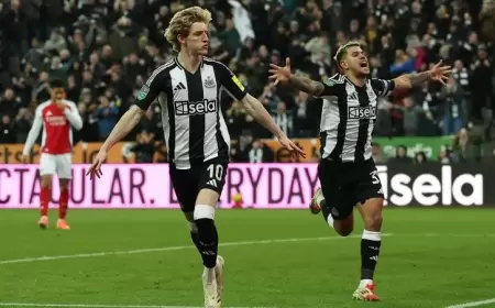 نيوكاسل يكرر تفوقه على أرسنال ويبلغ نهائي كأس الرابطة