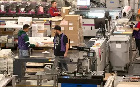 خدمة البريد الأميركيّة تعلّق استلام الطرود من الصين