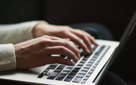 بشخصيات افتراضية.. خطاب لجذب الشباب إلى السياسة