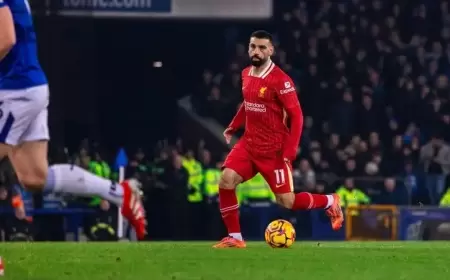 "تصرفات غريبة".. ليفربول يدفع صلاح إلى الرحيل بعرض "مُهين"