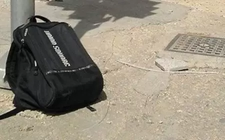 شرطة طولكرم تتعامل مع حقيبة مشبوهة في أحد أحياء المدينة