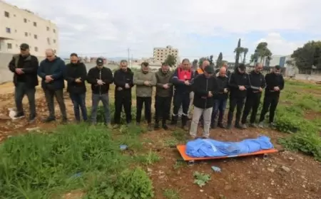 جنين: تشييع جثمان الطفلة ريماس العموري بحضور عدد قليل من أفراد عائلتها