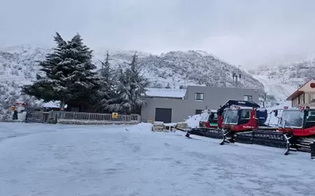 الثلوج تتساقط على جبل الشيخ ودرجات الحرارة تنخفض دون الصفر