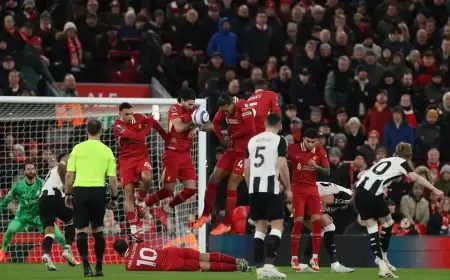 ليفربول يهزم نيوكاسل ويعزز صدارته