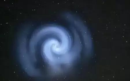 دوامة زرقاء في السماء تثير الرعب في أوروبا