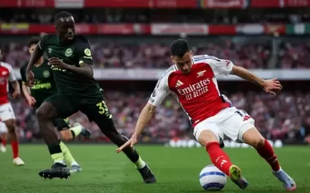 أرسنال يهدي ليفربول فرصة الاقتراب من اللقب