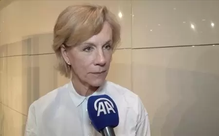 الفنانة البريطانية ستيفنسون: لن أتوقف عن التظاهر لأجل غزة