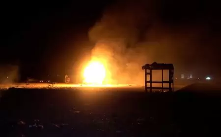 "أنصار الله" تحذر من تسرب نفطي هائل بالبحر الأحمر جراء الضربات الأمريكية