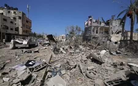 ثلاثة شهداء بينهم طفل في قصف الاحتلال خان يونس