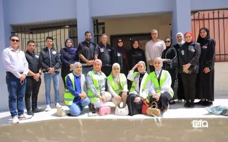 لجنة العلاقات العامة بالمؤسسة الأمنية وبالتعاون مع القدس المفتوحة  تنفذ  نشاطا مجتمعيا لأهلنا النازحين المتواجدين في مركز الضيافة بمدرسة الموحد