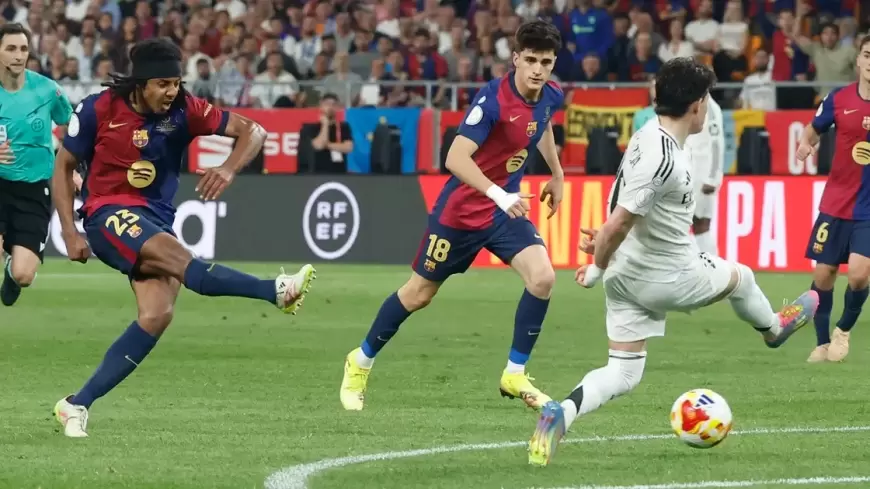 برشلونة يطفئ انتفاضة الريال ويتوج بكأس ملك إسبانيا