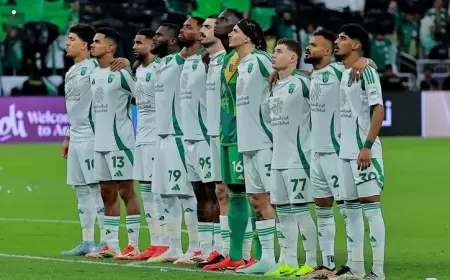 ثلاثي الأهلي.. أبطال في أوروبا وآسيا