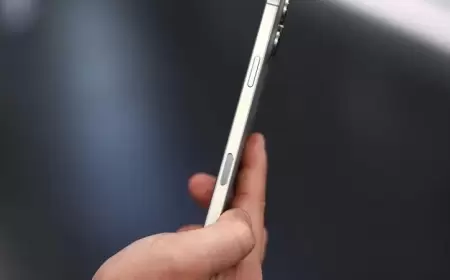 بطارية "iPhone 17 Air" فائق النحافة قد تكون مخيبة للآمال