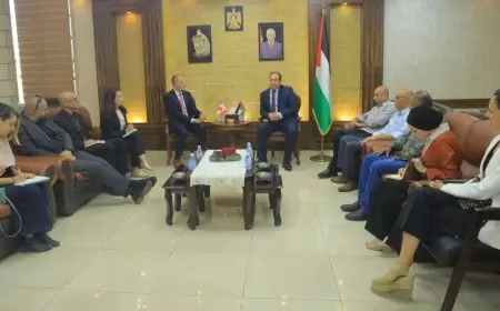 اللواء د. كميل يُطلع ممثل كندا  لدى دولة فلسطين على أوضاع محافظة طولكرم  في ظل العدوان الإسرائيلي المتواصل