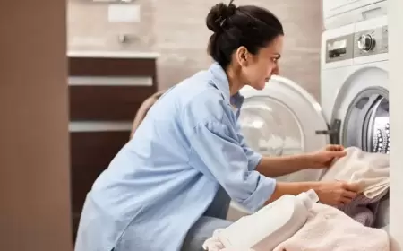 باحثون: غسل العاملين في القطاع الصحي ملابسهم بالمنزل قد ينشر العدوى بالمستشفيات