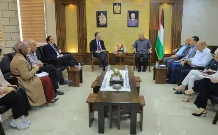 القنصل الإسباني العام بالقدس لدى دولة فلسطين يزور محافظة طولكرم ويطلع  على الأوضاع في ظل استمرار عدوان الاحتلال