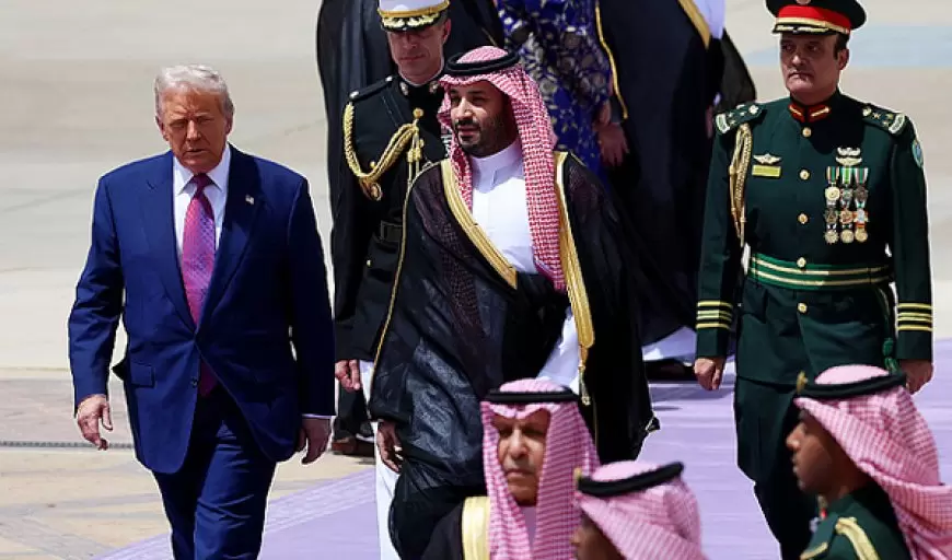 ترامب يصل السعودية في أول جولة بالمنطقة منذ تولّيه الرئاسة
