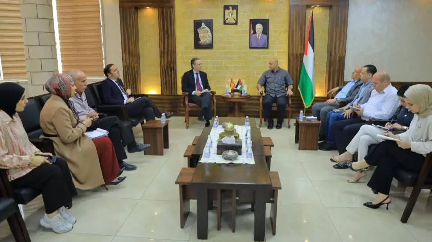 القنصل الإسباني العام بالقدس لدى دولة فلسطين يزور محافظة طولكرم ويطلع  على الأوضاع في ظل استمرار عدوان الاحتلال