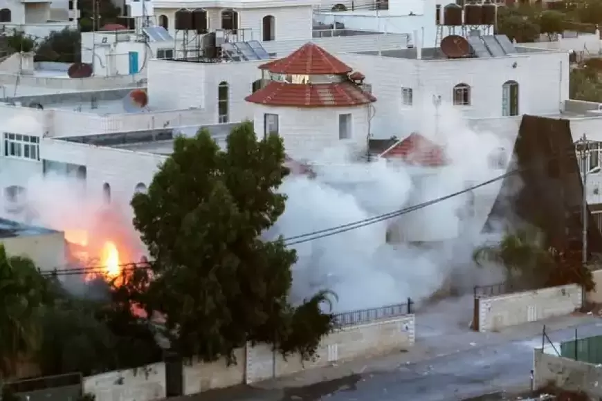 قوات الاحتلال تفجر منزل شهيد وتهدم آخر في الخليل وبيت لحم