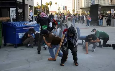 فوضى في لوس أنجلوس: اعتقال 200 متظاهر وفرض حظر تجول ليلي