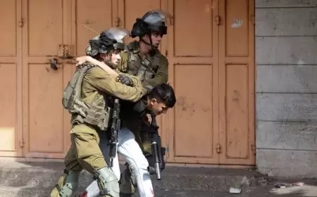 الاحتلال يعتقل شابين على حاجز دير شرف العسكري غرب نابلس