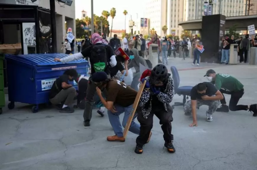 فوضى في لوس أنجلوس: اعتقال 200 متظاهر وفرض حظر تجول ليلي