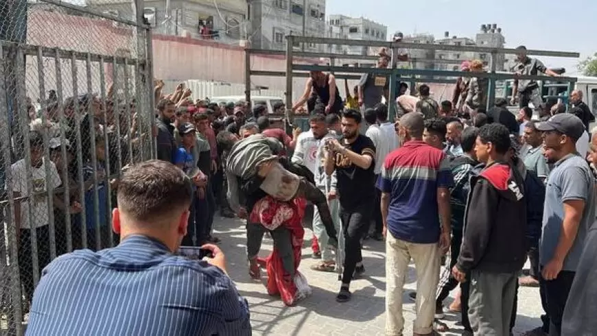 مجزرتان جديدتان برفح وخانيونس.. 80 شهيداً و200 مصاب بحق منتظري المساعدات