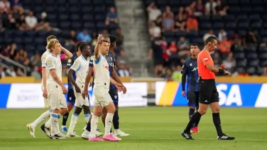 "عاصفة" توقف مباراة سالزبورغ وباتشوكا في كأس العالم للأندية