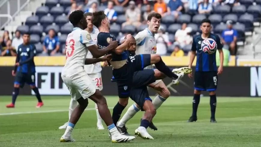 مجموعة الهلال.. سالزبورغ يخطف الصدارة بنقاط باتشوكا