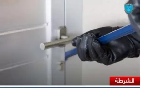 كشفت الشرطة اليوم الثلاثاء، ملابسات سرقة عيادة طبيب وقبضت على المشتبه بهم.