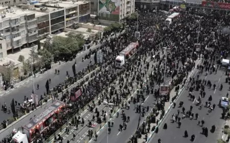 طهران تلمح إلى مقتل 360 عسكرياً في القصف الإسرائيلي