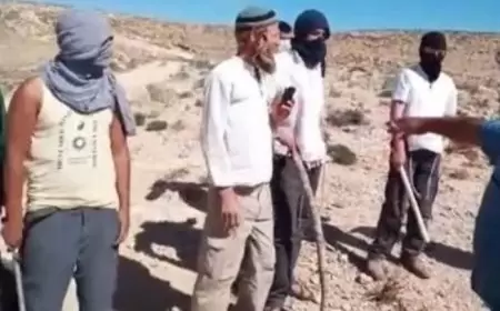 “البيدر”: مستوطنون يدمرون خط مياه يغذي 6 قرى جنوب نابلس.