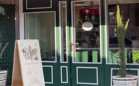 بعد 14 عام من الحلم المؤجّل.. يوسف أبو شنب يفتتح مقهاه في طولكرم