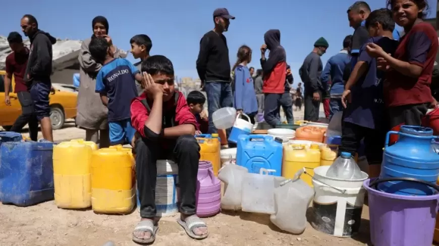 حصار حتى آخر قطرة: أزمة مياه خانقة تهدد حياة المدنيين في غزة
