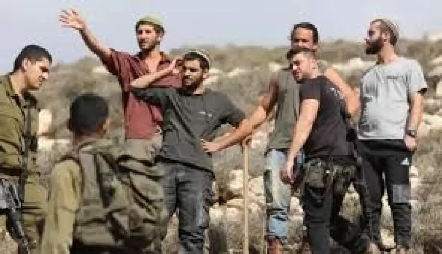 مستعمرون يدمرون خطا ناقلا للمياه يغذي 6 قرى جنوب نابلس