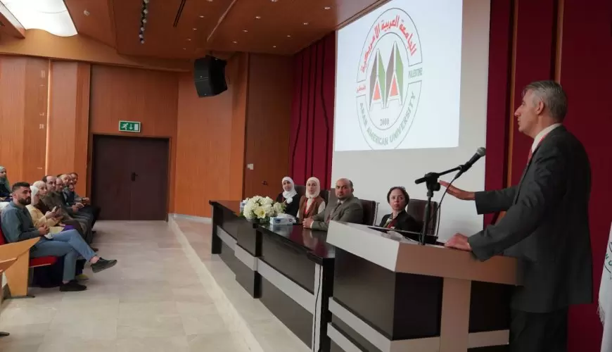 كلية الطب البشري في الجامعة العربية الأمريكية تكرم طاقمها الأكاديمي والإداري والتدريبي بمناسبة حصولها على الاعتماد الدولي
