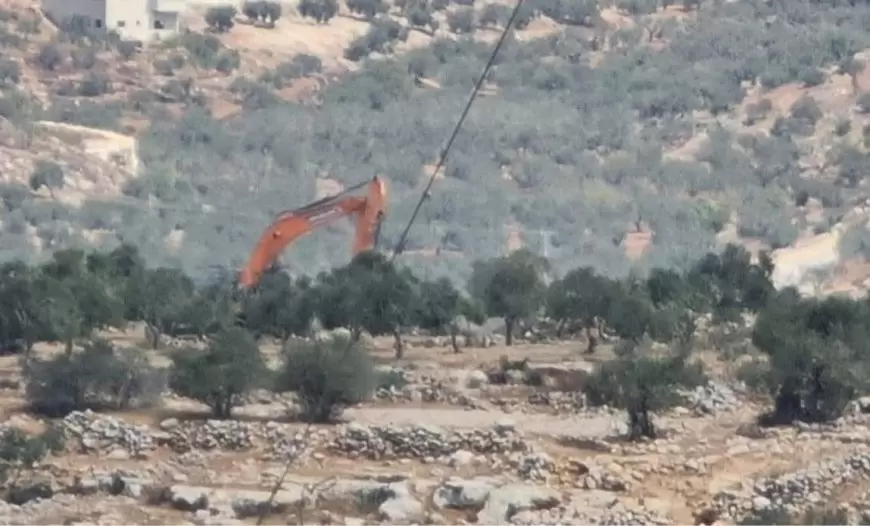 منظمة البيدر:-جرافات المستوطنين تدمر موقعًا أثريًا على جبل قرقفة جنوب نابلس وسط صمت دولي.