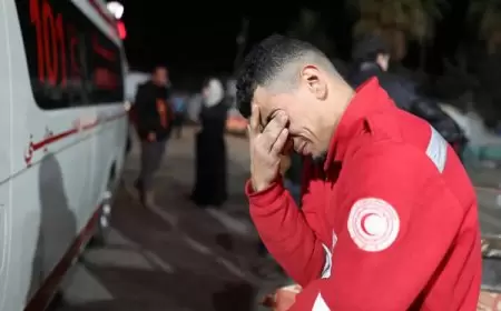 «الهلال الأحمر» يعلن مقتل أحد موظفيه في قصف إسرائيلي استهدف مقره في غزة