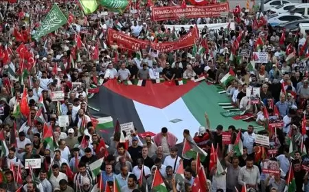 مسيرة في أنقرة للمطالبة بفتح ممر إنساني إلى غزة