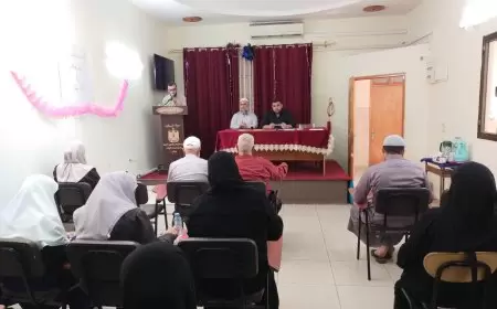 اوقاف طولكرم تجتمع بمدرسي ومدرسات التحفيظ  والتجويد وتعتمد دورات التفسير  بمراكزها