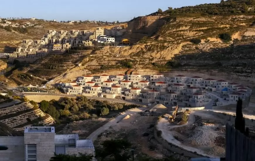 المجلس الوطني يدين شق الاحتلال شارعا استعماريا في حزما