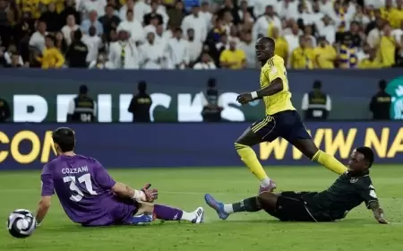النصر يهزم الخلود بثنائية ماني وإينيغو مارتينيز