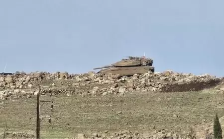 الاحتلال ينفذ عملية عسكرية بعمق 38 كلم في سوريا ويتمسك بجبل الشيخ