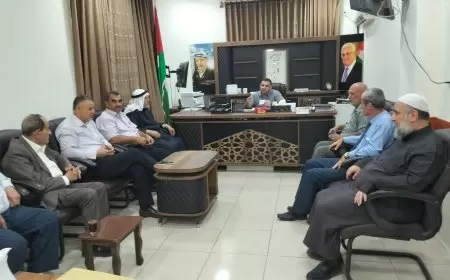 اوقاف طولكرم تجتمع بلجنتي المساجد والقرآن وتناقش عددا من المواضيع