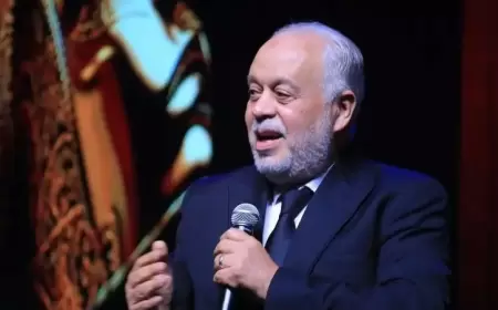 أشرف زكي يغادر منصبه كنقيب للفنانين في مصر