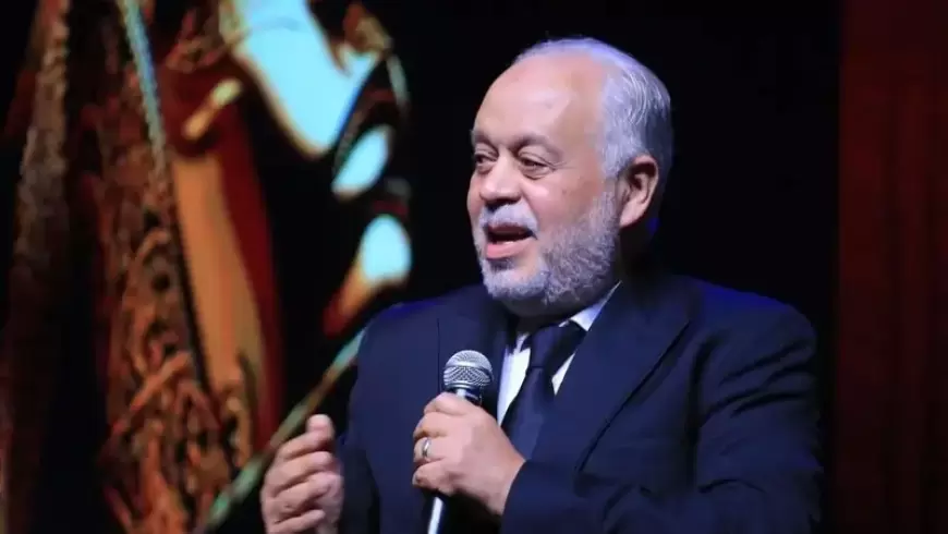 أشرف زكي يغادر منصبه كنقيب للفنانين في مصر