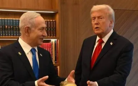 بعد اتفاق غزة.. نتنياهو يهدي ترمب تمثال "حمامة السلام"