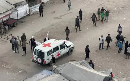 أين سلمت كتائب القسام الدفعة الأولى من المحتجزين "الإسرائيليين" في غزة؟