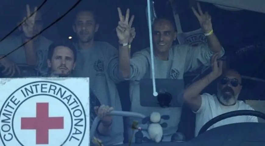 وصول 154 أسيراً فلسطينياً محرراً إلى مصر تمهيداً لإبعادهم